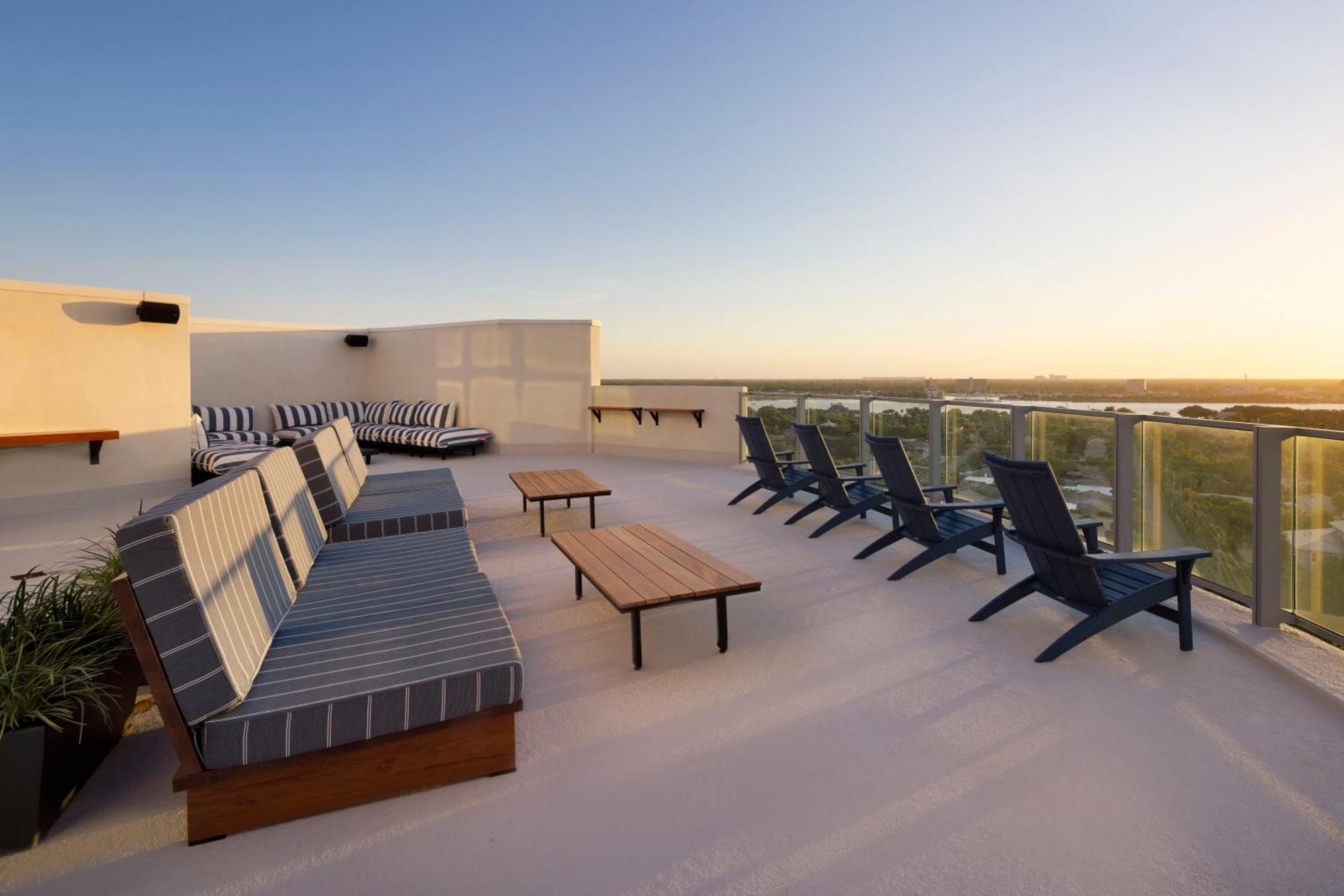 Max Beach Resort Дейтона Бийч Екстериор снимка